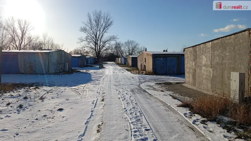 Prodej garáže, Hodonín, Průmyslová, 19 m2