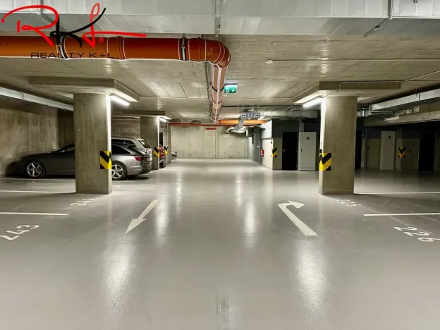 Prodej garáže, Praha, Kardausova, 14 m2