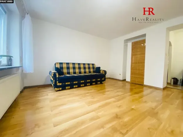 Pronájem bytu 2+1, Benešov, Jiráskova, 51 m2