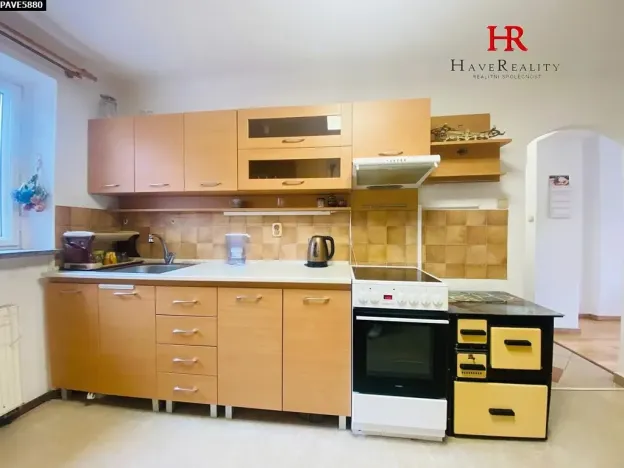 Pronájem bytu 2+1, Benešov, Jiráskova, 51 m2