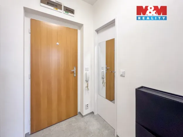 Pronájem bytu 1+kk, Hostivice, Za Mlýnem, 29 m2