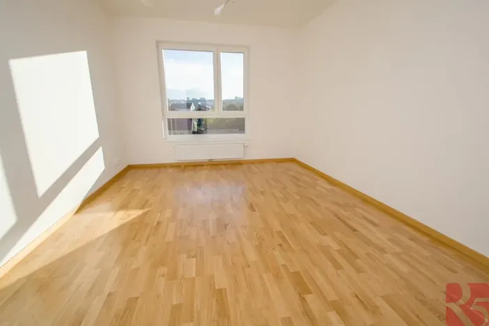 Pronájem bytu 2+kk, Praha - Modřany, Kolmanova, 52 m2