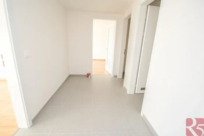 Pronájem bytu 2+kk, Praha - Modřany, Kolmanova, 52 m2