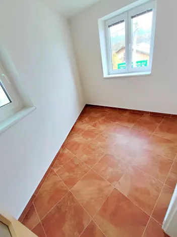 Pronájem bytu 2+kk, Praha - Řeporyje, Ořešská, 65 m2