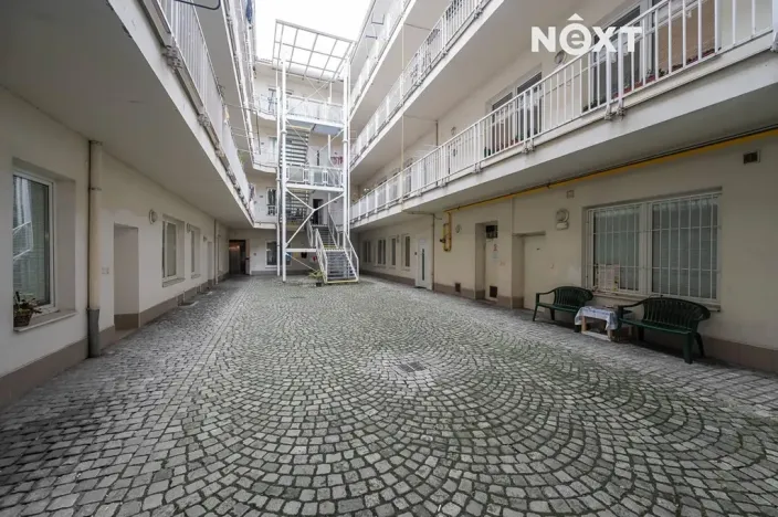 Pronájem kanceláře, Brno, Křenová, 100 m2