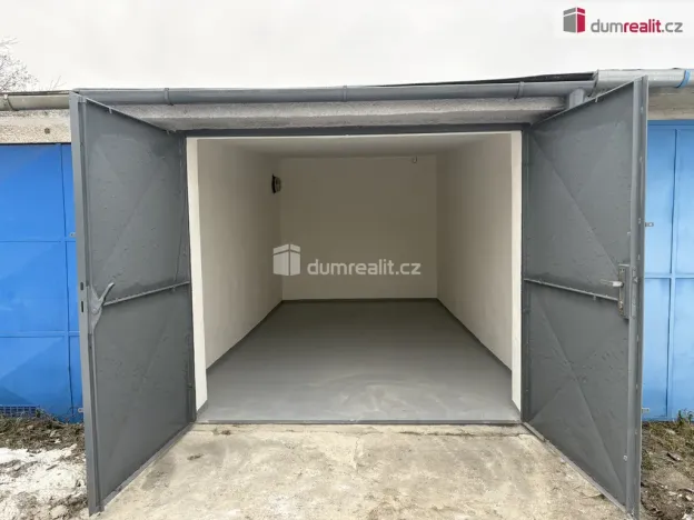 Pronájem garáže, Hodonín, Průmyslová, 18 m2
