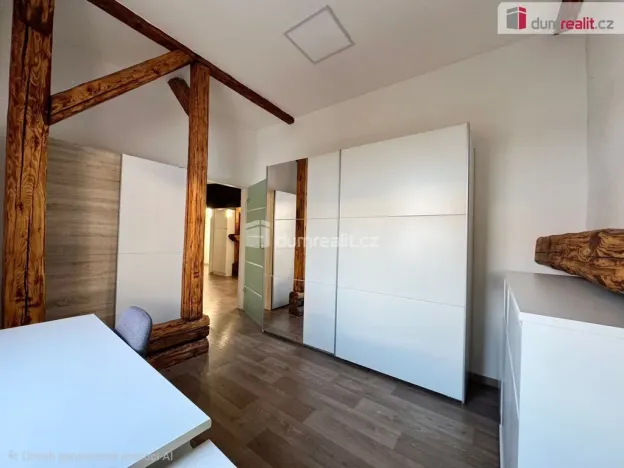 Pronájem bytu 3+kk, Chomutov, Nerudova, 80 m2