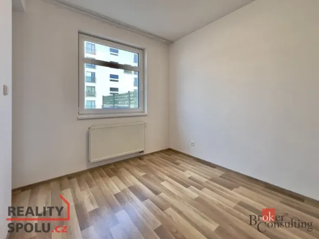 Pronájem bytu 2+kk, Praha - Uhříněves, Karla Guta, 37 m2