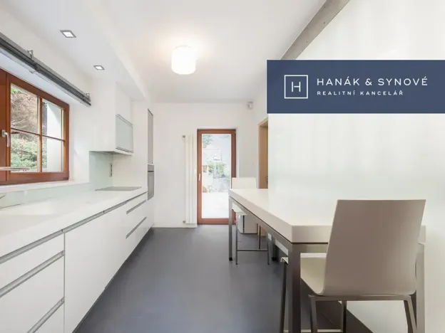 Prodej rodinného domu, Popůvky, Lesní, 253 m2