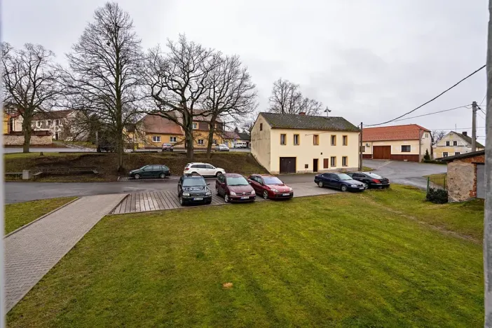 Prodej bytu 3+1, Hvozd, 74 m2