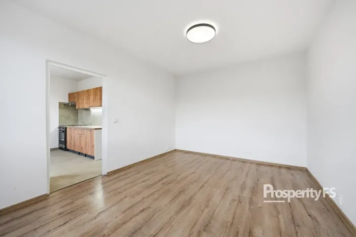 Pronájem bytu 1+1, Ústí nad Labem - Neštěmice, Seifertova, 35 m2