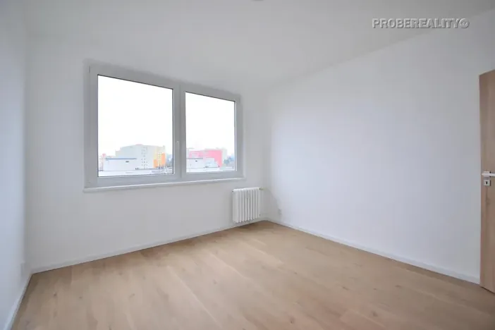 Prodej bytu 3+1, Praha - Modřany, Angelovova, 76 m2