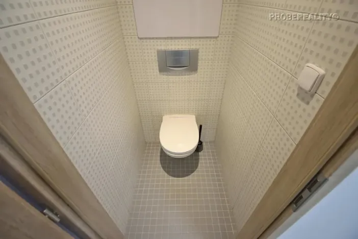 Prodej bytu 3+1, Praha - Modřany, Angelovova, 76 m2