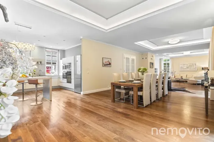 Prodej vily, Praha - Dejvice, V Šáreckém údolí, 459 m2