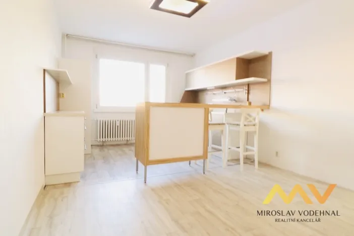 Pronájem bytu 2+kk, Hradec Králové - Nový Hradec Králové, třída Edvarda Beneše, 41 m2