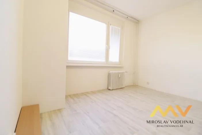 Pronájem bytu 2+kk, Hradec Králové - Nový Hradec Králové, třída Edvarda Beneše, 41 m2