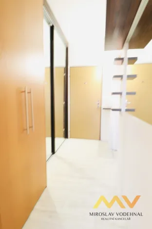 Pronájem bytu 2+kk, Hradec Králové - Nový Hradec Králové, třída Edvarda Beneše, 41 m2