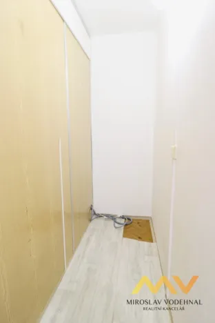 Pronájem bytu 2+kk, Hradec Králové - Nový Hradec Králové, třída Edvarda Beneše, 41 m2