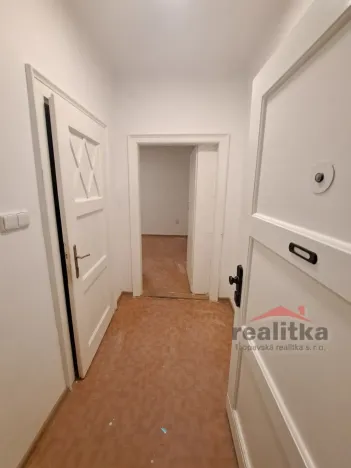 Pronájem bytu 1+kk, Opava, Polní, 28 m2