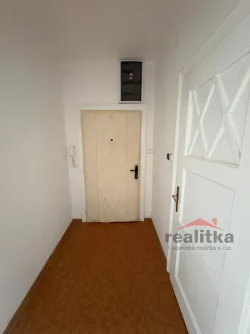 Pronájem bytu 1+kk, Opava, Polní, 28 m2