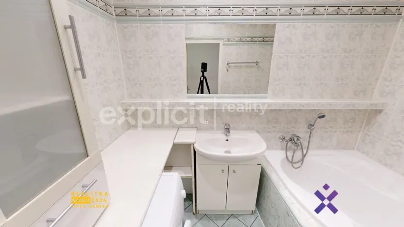 Pronájem bytu 2+1, Zlín - Malenovice, Husova, 48 m2