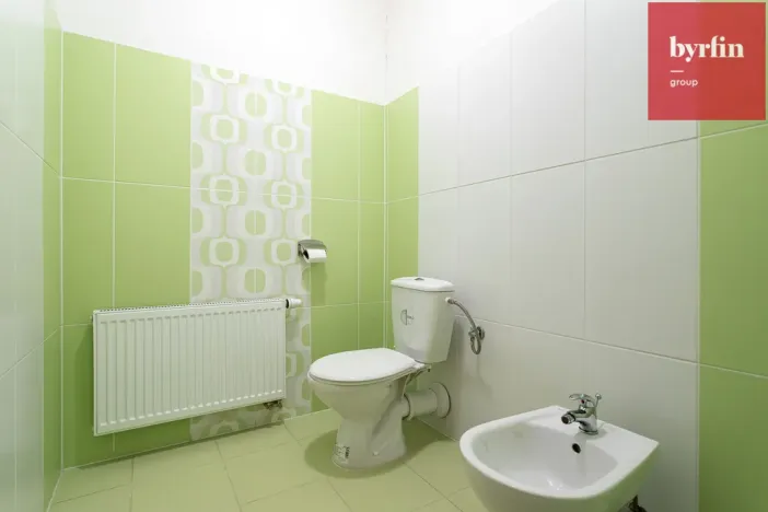 Prodej výrobních prostor, Krnov, Lidická, 12420 m2