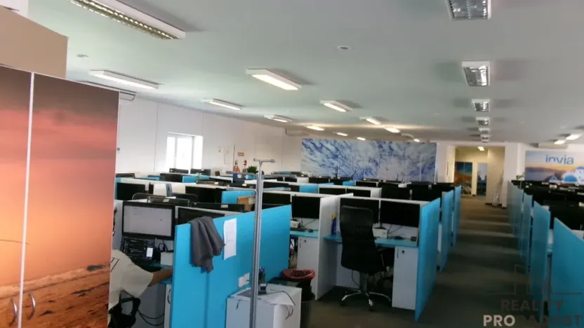 Pronájem kanceláře, Brno - Zábrdovice, 420 m2