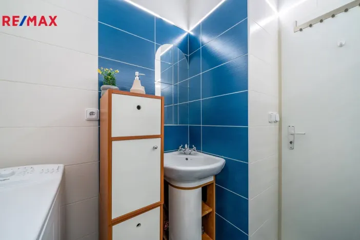 Pronájem bytu 1+kk, Hradec Králové, Akademika Heyrovského, 30 m2
