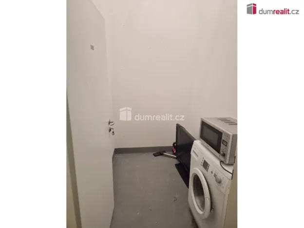Pronájem garáže, Praha - Žižkov, Pitterova, 3 m2