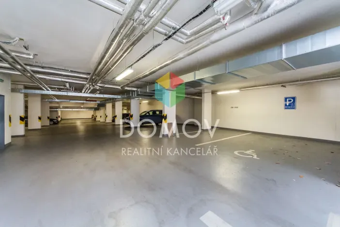 Pronájem garážového stání, Beroun - Beroun-Město, V Zahradách, 5 m2