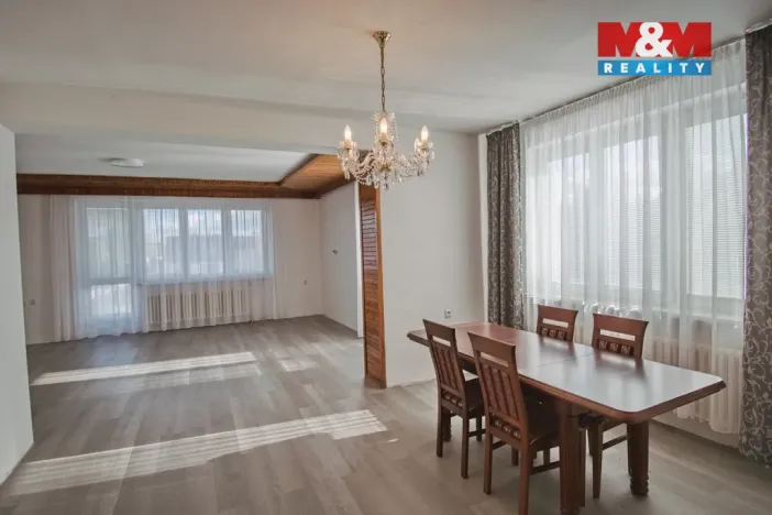 Prodej rodinného domu, Kunín, 221 m2