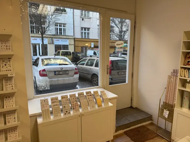 Pronájem obchodního prostoru, Praha - Bubeneč, Eliášova, 39 m2