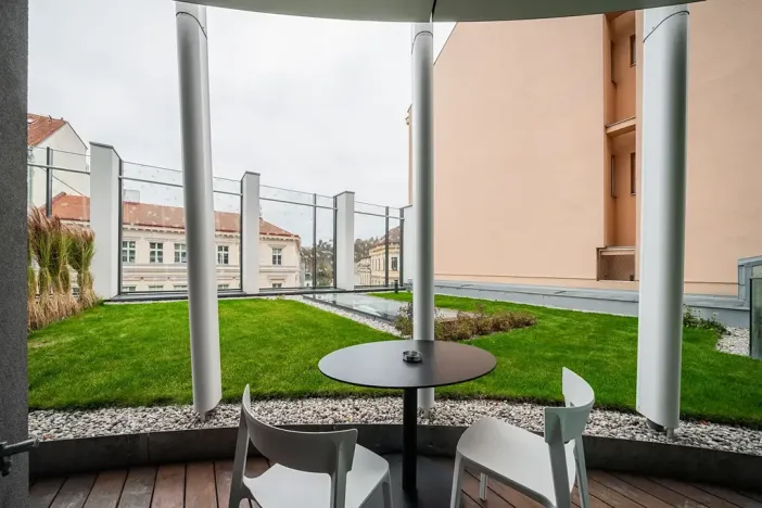 Pronájem bytu 2+kk, Praha - Smíchov, Holečkova, 180 m2