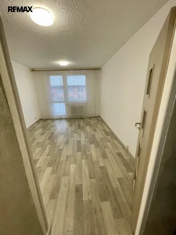 Pronájem bytu 1+1, Třebíč - Nové Dvory, Čajkovského, 36 m2