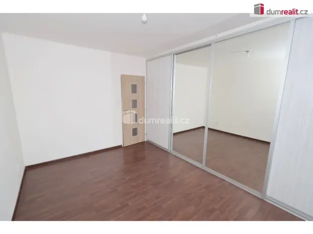 Pronájem bytu 3+1, Praha - Břevnov, Pod Královkou, 65 m2