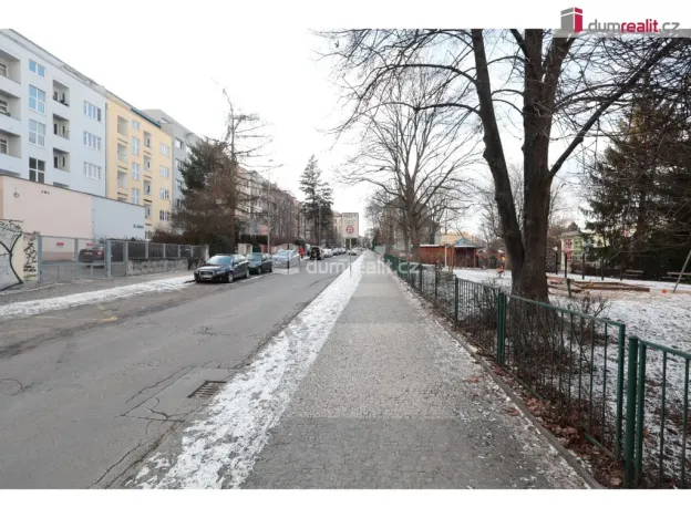 Pronájem bytu 3+1, Praha - Břevnov, Pod Královkou, 65 m2