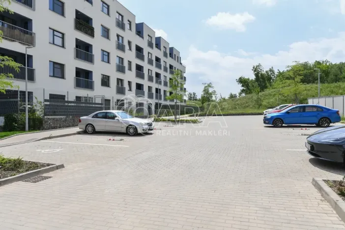 Pronájem bytu 1+kk, Praha - Uhříněves, Karla Guta, 34 m2