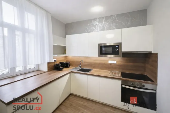 Prodej bytu 1+1, Plzeň, Na Pile, 41 m2