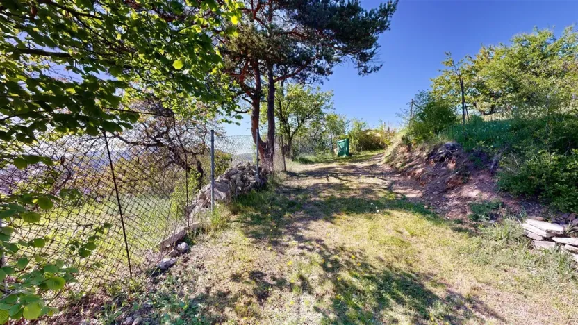 Prodej chaty, Beroun - Beroun-Závodí, V Kotlině, 37 m2