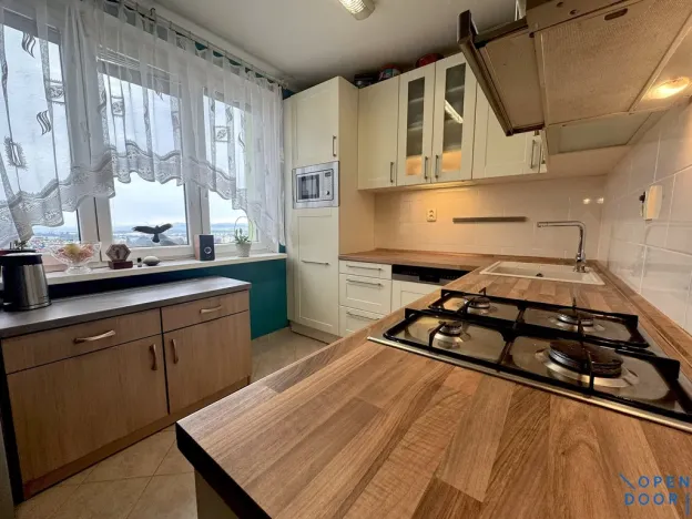 Prodej bytu 4+1, Jirkov, Studentská, 77 m2