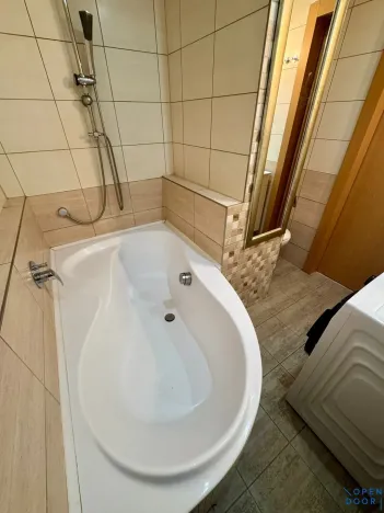 Prodej bytu 4+1, Jirkov, Studentská, 77 m2