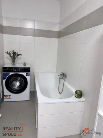 Pronájem bytu 1+kk, Žebrák, Sídliště, 35 m2