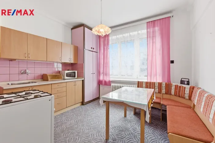 Prodej bytu 2+1, Sokolov, Jednoty, 62 m2