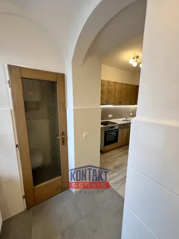 Pronájem bytu 1+kk, Jindřichův Hradec, Kostelní, 36 m2