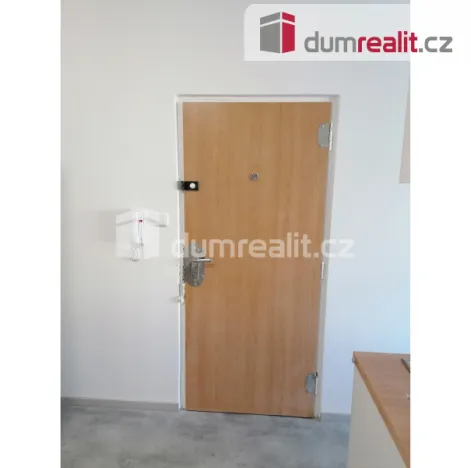 Pronájem bytu 2+1, Karlovy Vary - Stará Role, Janáčkova, 61 m2