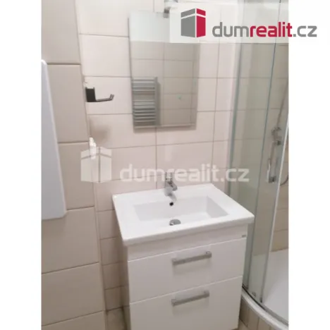 Pronájem bytu 2+1, Karlovy Vary - Stará Role, Janáčkova, 61 m2