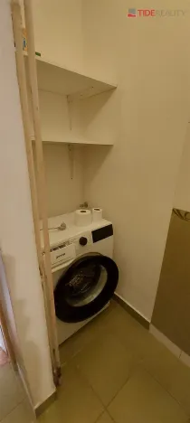 Pronájem bytu 2+1, Praha, Kladenská, 60 m2