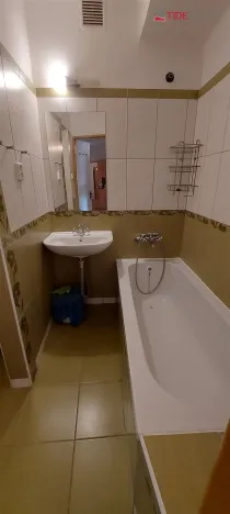 Pronájem bytu 2+1, Praha, Kladenská, 60 m2