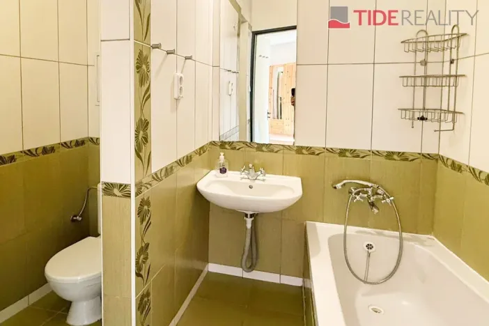 Pronájem bytu 2+1, Praha, Kladenská, 56 m2