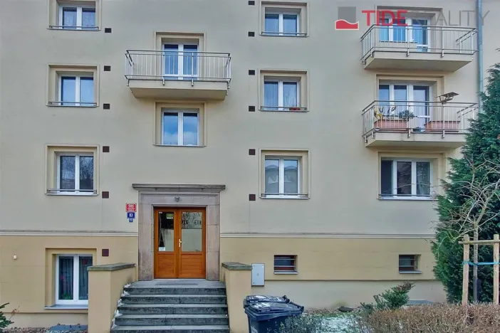 Pronájem bytu 2+1, Praha, Kladenská, 56 m2